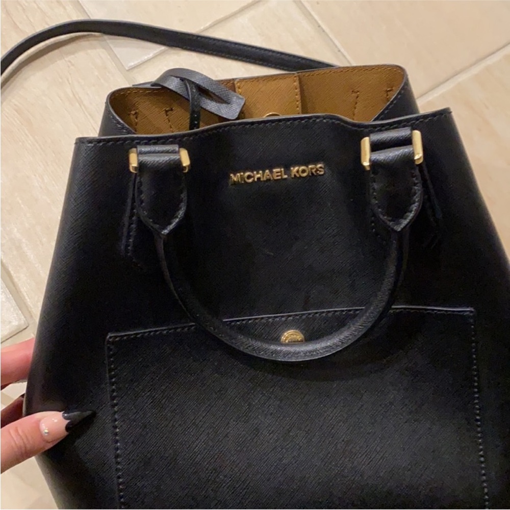 Michael Kors Black Leather Tote Bag - Picture 5 of 8